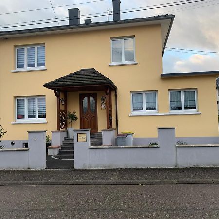 Appartement 3 Etoiles 1 A 6 Personnes Dans Maison Individuelle آغينو المظهر الخارجي الصورة